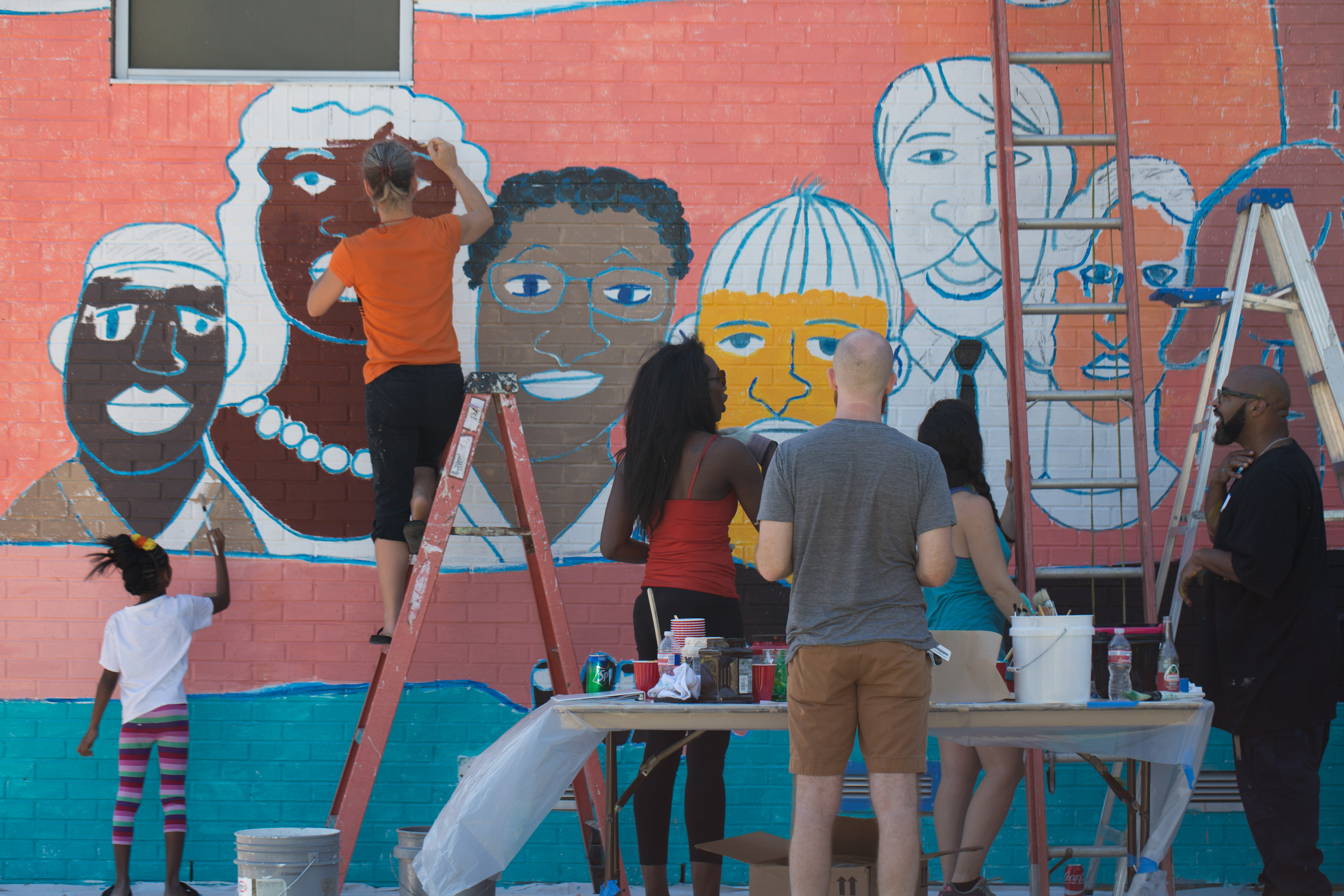 Lemann Pool Mural Community Paint Day, photo courtesy Arts Council New Orleans